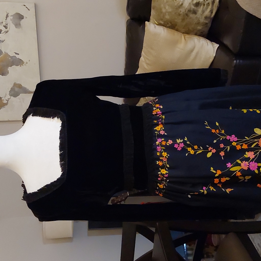 Vintage Futura Couture black velvet bodice maxi dress with  floral print size 8